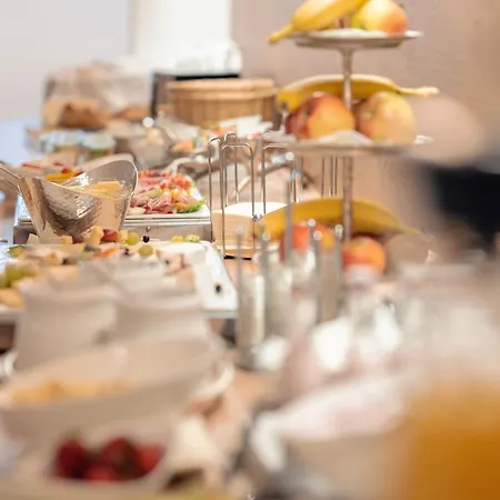 Wellness Am Rain Konukevi