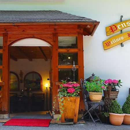 Konukevi Wellness Am Rain 4*